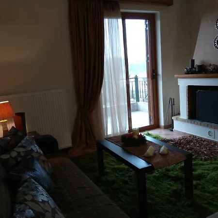 아파트 Mainades House 비티나