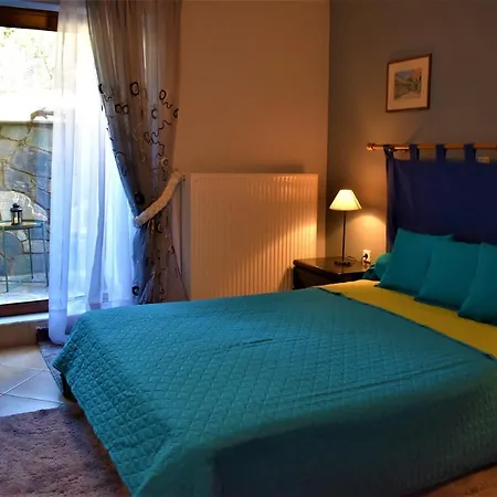 Mainades House Apartment