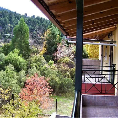 아파트 Mainades House