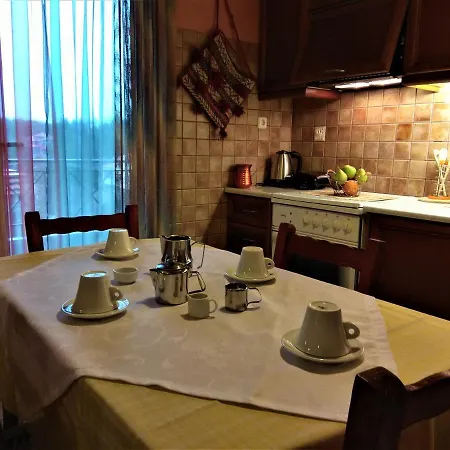 Apartamento Mainades House Vitina