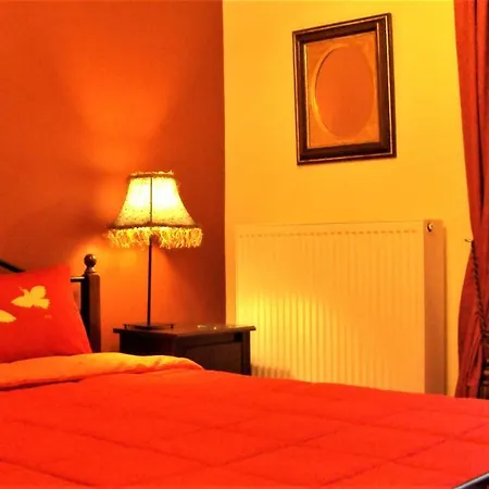 Apartamento Mainades House Vitina