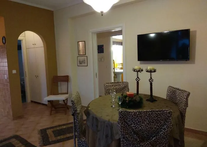 Mainades House Vytina