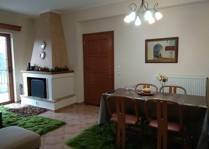 Mainades House Vytina