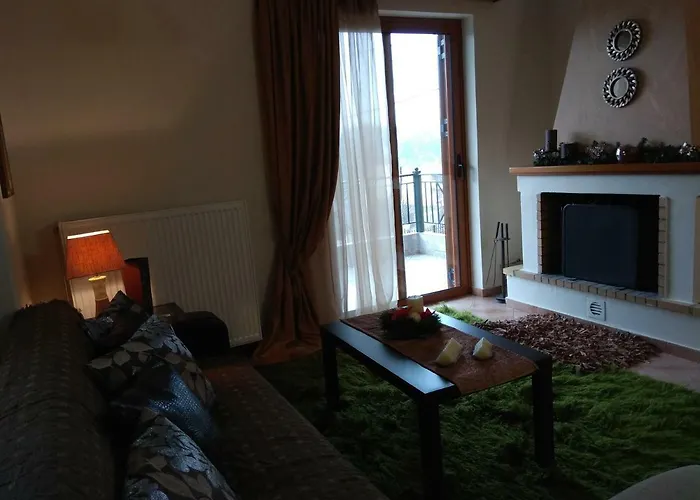 Apartamento Mainades House Vytina