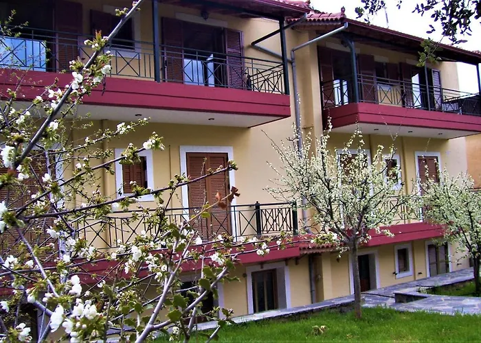 Mainades House