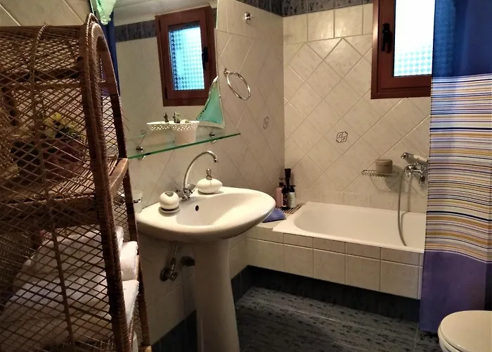 Mainades House Apartamento Vytina