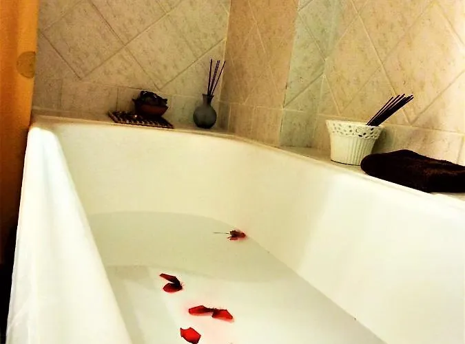 Daire Mainades House *